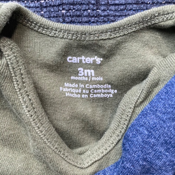Carters bodysuits 3m - Picture 2 of 2